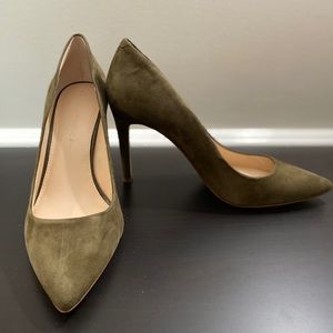 Banana Republic Ninah Suede Pumps